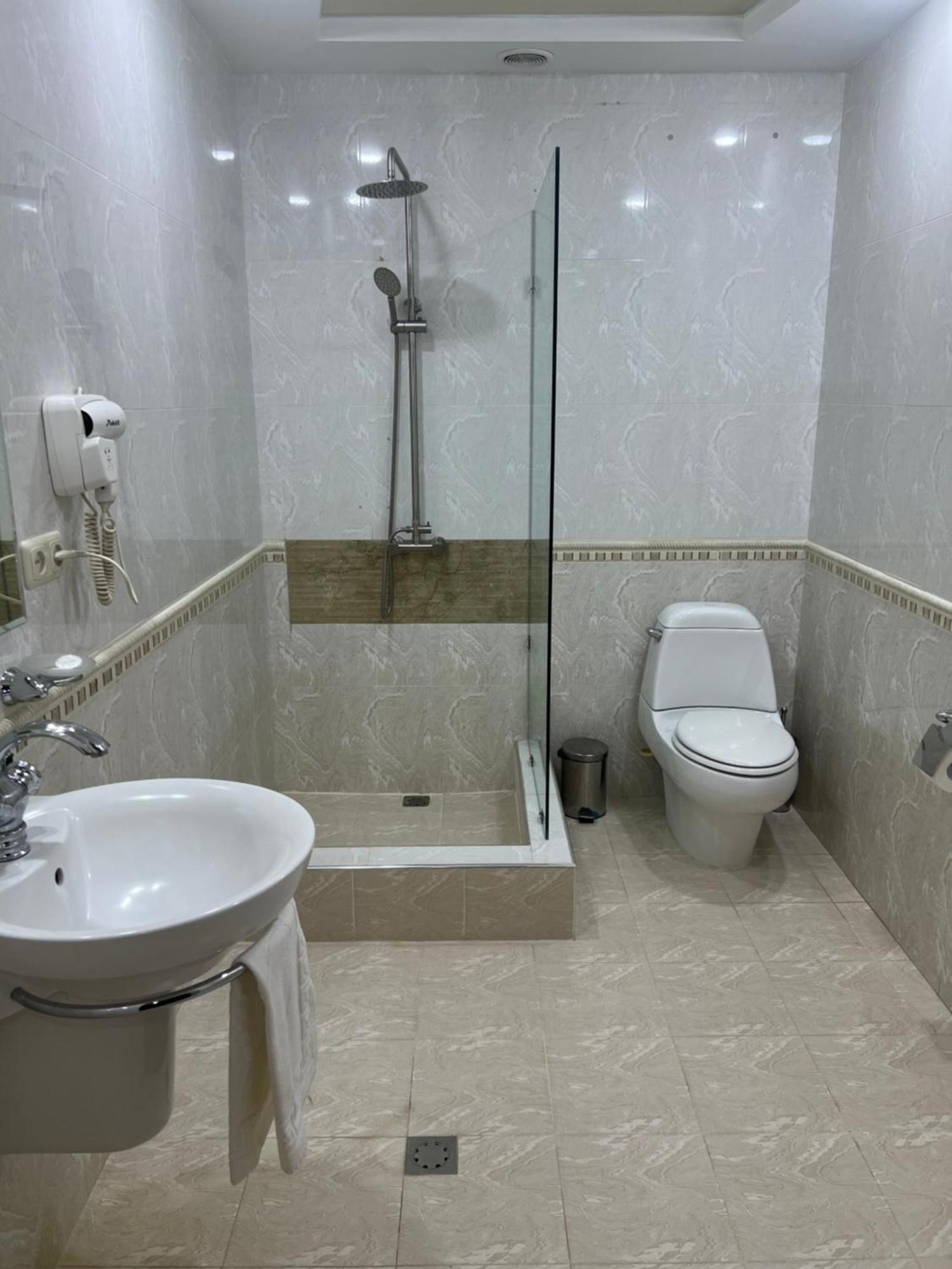 Vanatur Hotel 기우므리 외부 사진