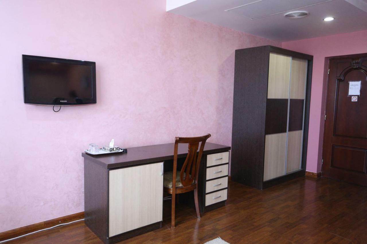 Vanatur Hotel 기우므리 외부 사진